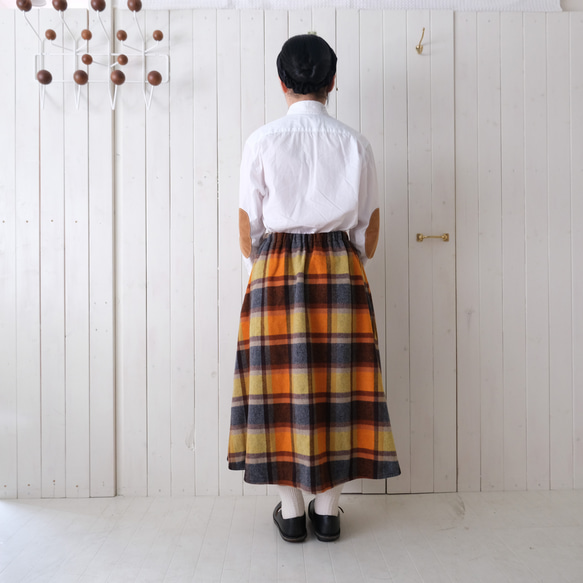 wool check chick skirt 第3張的照片