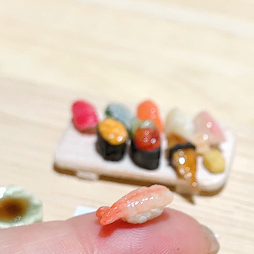 お取り置き中【超ミニチュアフード】寿司C ☆その他同梱は150円引 