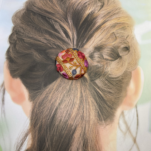 004.インド刺繍リボン ヘアゴム 38mmくるみボタン ヘアゴム