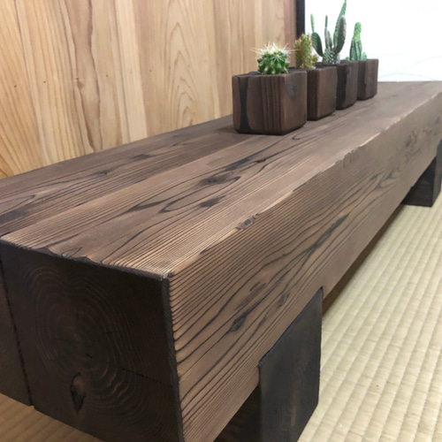 【送料込】どっしり木製ローテーブル 飾り台 花台 テレビ台 浮造り（うづくり）加工 木製ローテーブル テレビ台 飾り台 ロー
