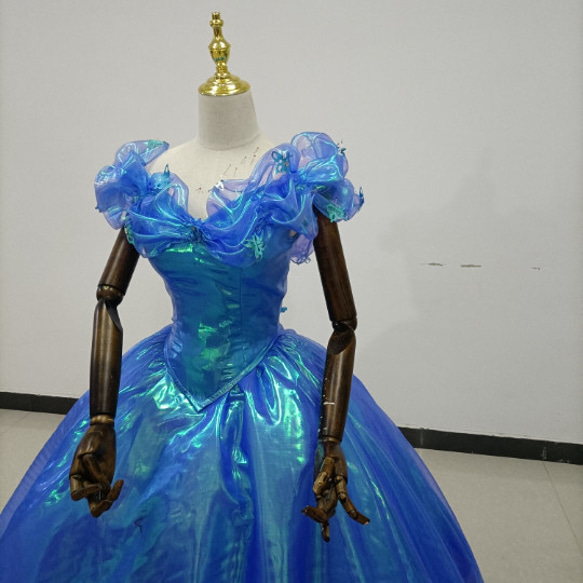 キラキラチュール 上とスカートセパレート型  可愛い 編み上げ  プリンセスドレス 2枚目の画像