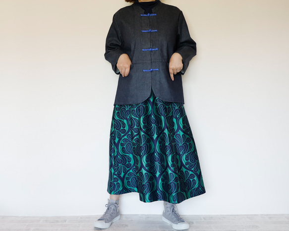 長款 80 厘米長考文特花園綠色 Kimagure 系列錦緞圖案長裙 第15張的照片