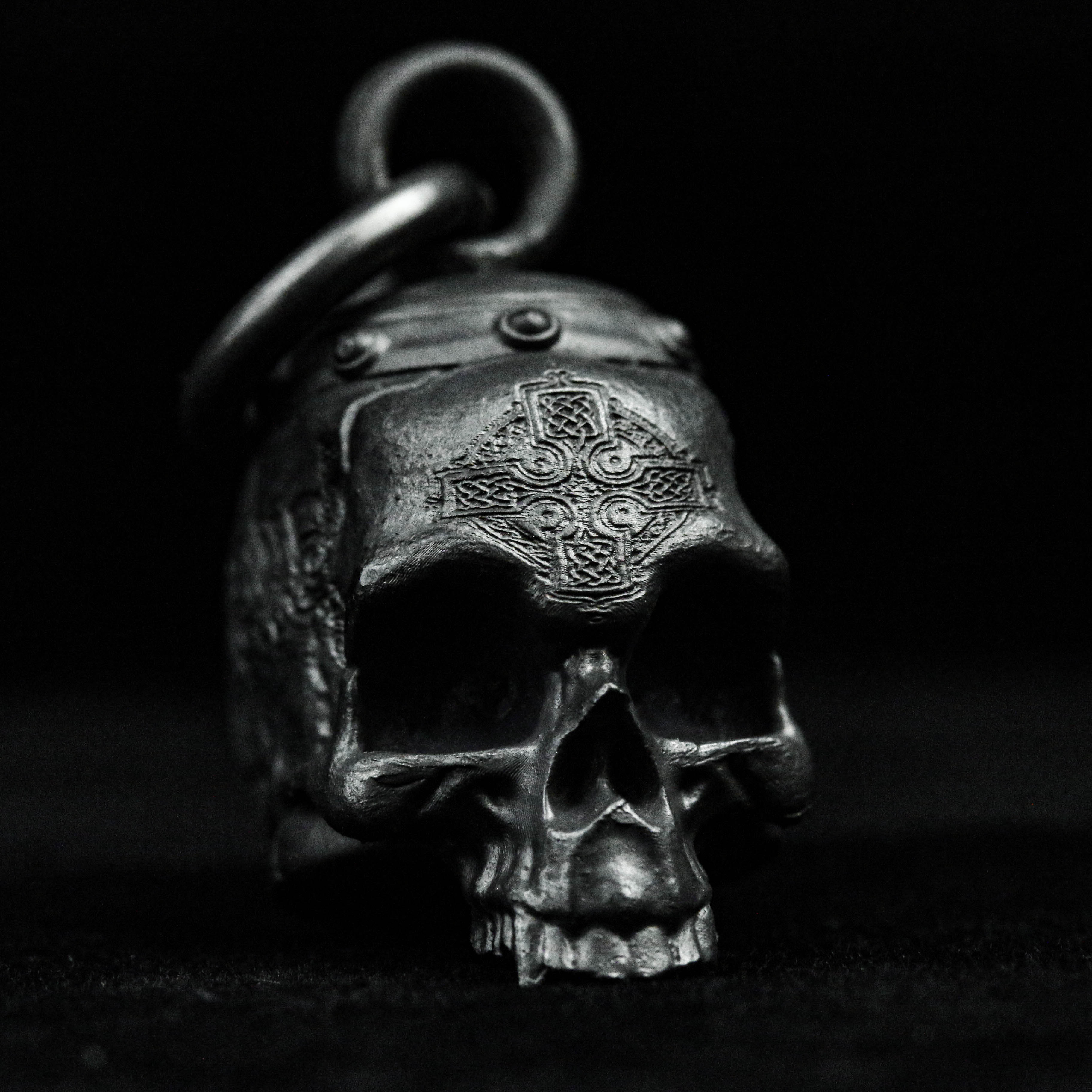 シルバースカルペンダント、鐘の銀製の宝石類、風鈴のトーテム、中空ゴシック、ハロウィンギフト - 手作り 8,008円