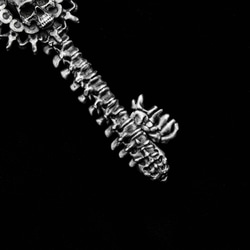 銀製の頭骨のネックレス,背骨のネックレス、背骨のペンダント、地獄の門の鍵ペンダント - 手作り 2枚目の画像