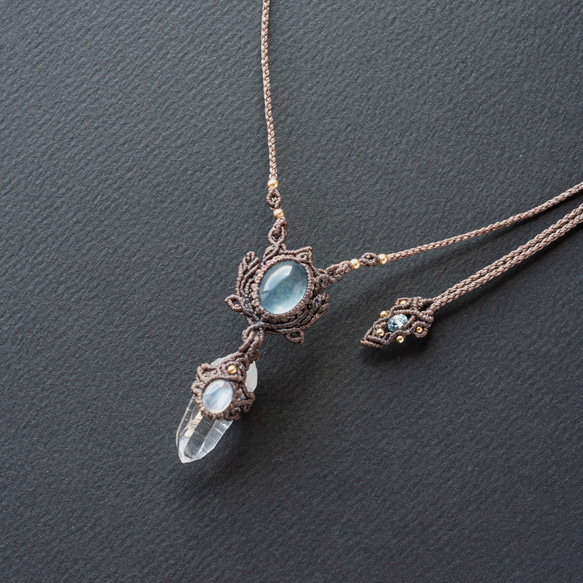 水晶+月長石+海藍寶石花邊編織天然石項鍊 第2張的照片