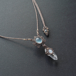 水晶+月長石+海藍寶石花邊編織天然石項鍊 第5張的照片