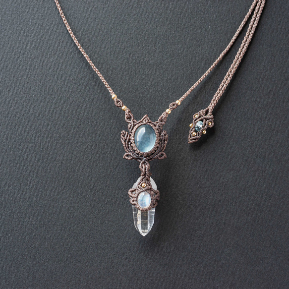 水晶+月長石+海藍寶石花邊編織天然石項鍊 第1張的照片