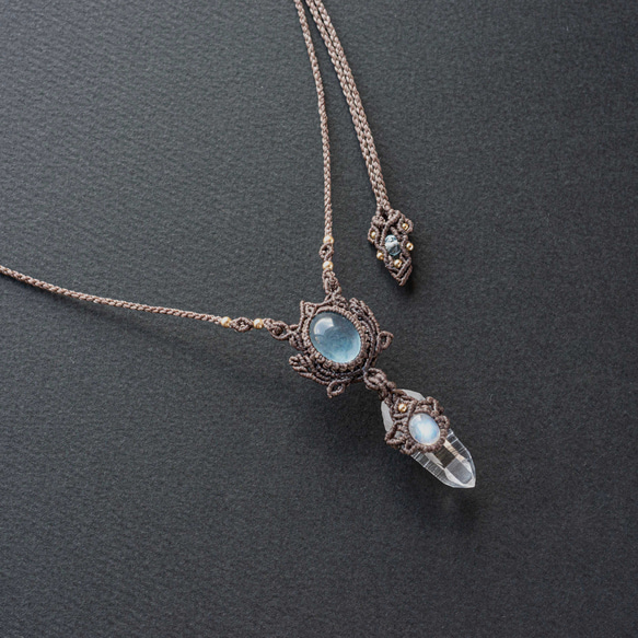 水晶+月長石+海藍寶石花邊編織天然石項鍊 第4張的照片