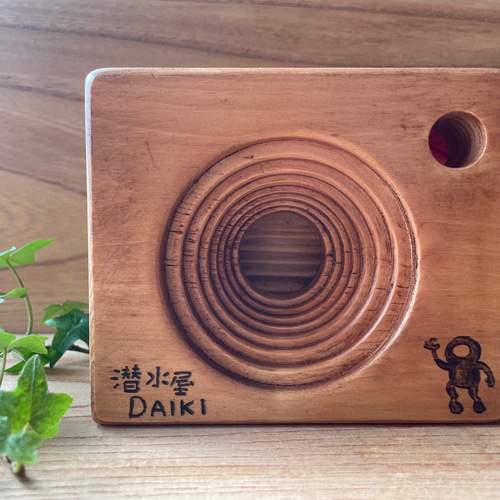 大人気！ 地球（環境）に優しい 木製 スマホスピーカー マホガニー