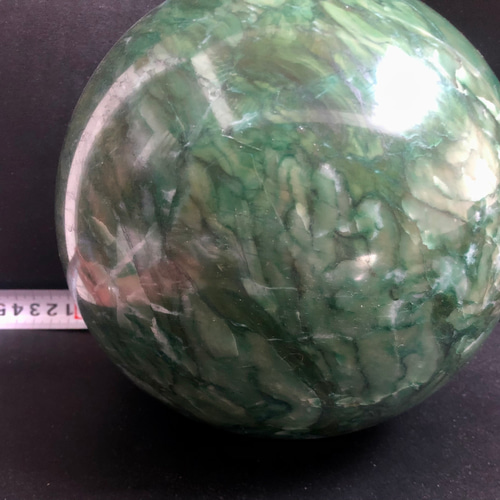 巨大 和田玉 翡翠 置物 文鎮? 巨大 和田玉 翡翠 置物 文鎮?