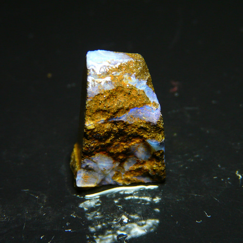 ボルダーオパール原石オーストラリア産y2100 c369ab1c295b53ddec3b25c9fe33b5