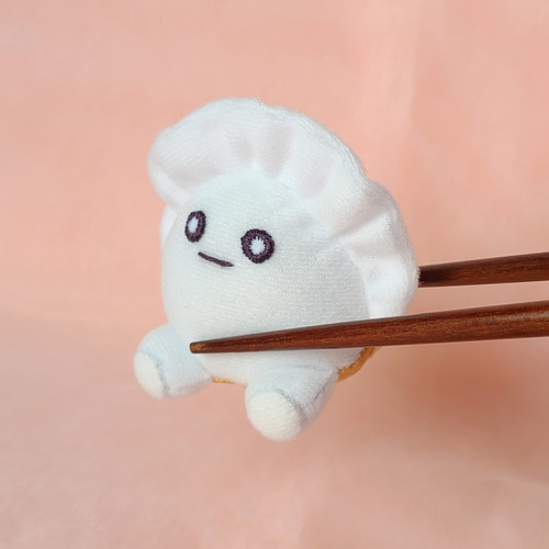 ギョウザのぬいぐるみ ぬいぐるみ くろまるファクトリー 通販