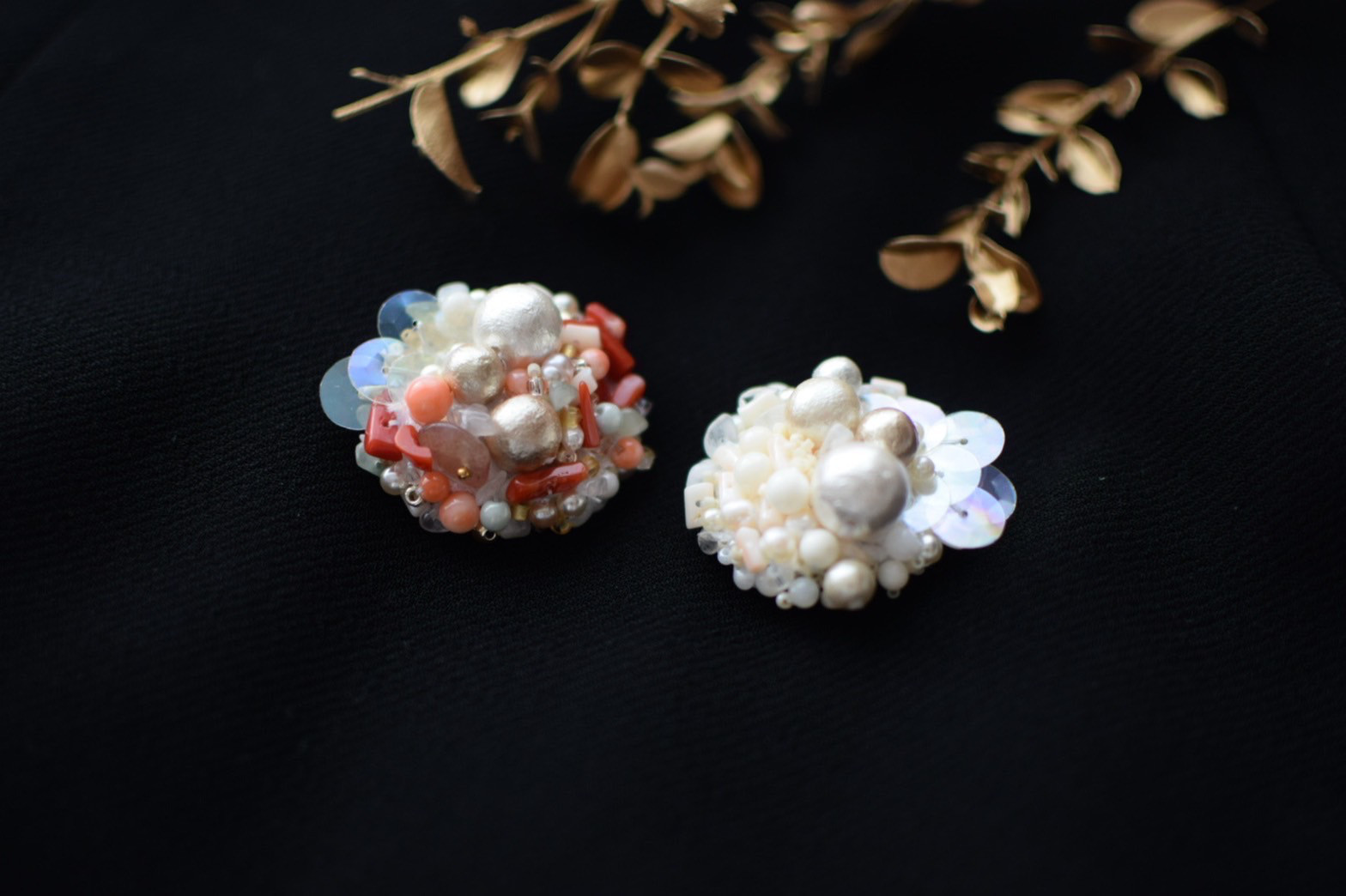 【Douse_Conture &　ケンセン35】宝石珊瑚のハンドメイド刺繍ブローチ