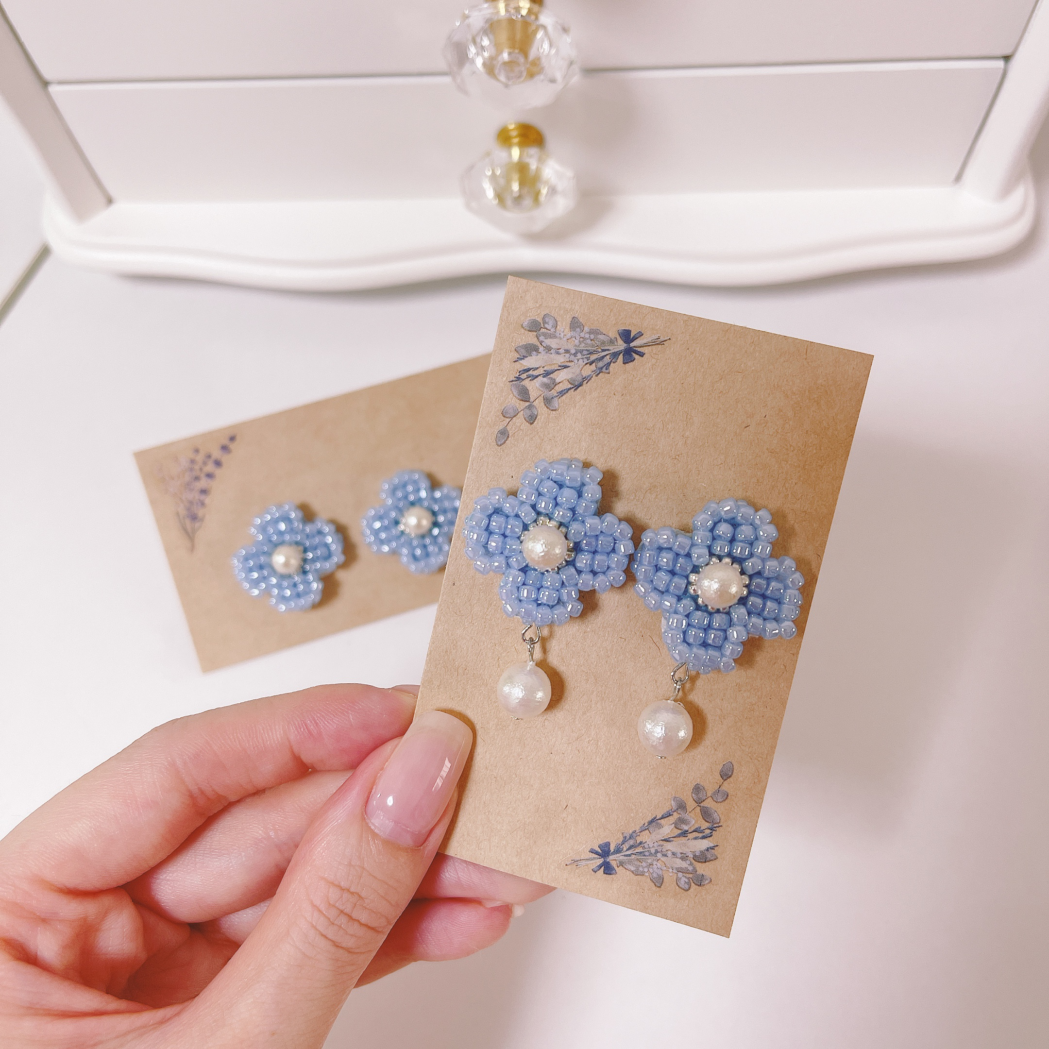 ❁﻿お花のビーズ刺繍 イヤリング❁﻿