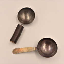 真鍮のコーヒー粉スプーン（木の柄） 5枚目の画像