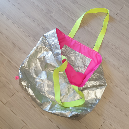 ネオンカラー配色カスタム可能デュポン社製タイベックシルバーのビッグ