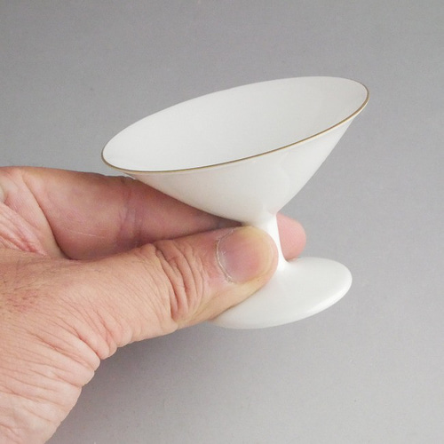 ◇商品番号 4281 白磁馬上盃 勝野博邦 おちょこ・ぐい呑み・徳利 松韻