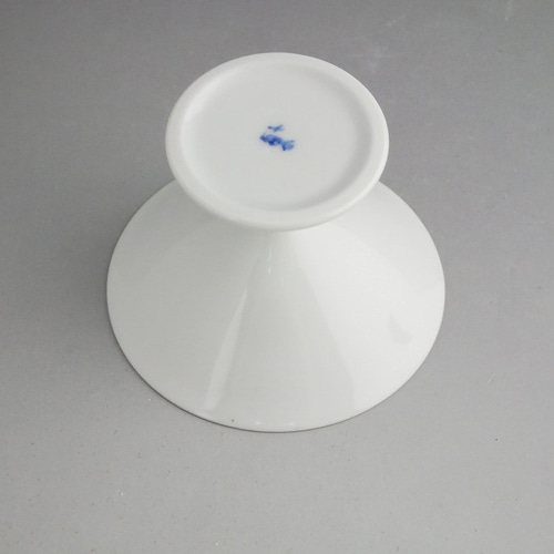 ◇商品番号 4281 白磁馬上盃 勝野博邦 おちょこ・ぐい呑み・徳利 松韻