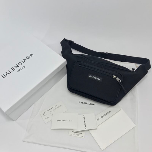 さ*だ様 バレンシアガ　ウエストポーチ さ*だ様 バレンシアガ ウエストポーチ バレンシアガ バレンシアガ