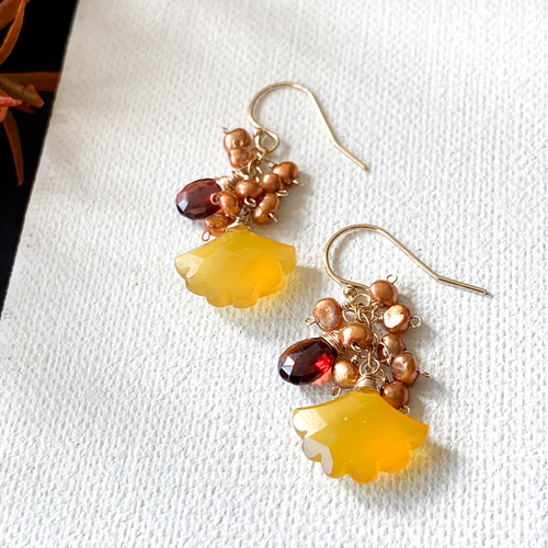 Creema限定】14kgf*実りの秋の銀杏ピアス／イヤリング*天然石 ピアス