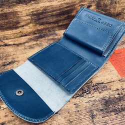 栃木レザー　コンパクト財布　ブルー 2枚目の画像