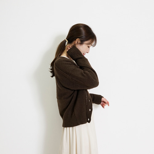 美品【ヤヌーク】レディース　毛100% ベージュ ショート丈カーディガン2WAY YANUK(ヤヌーク)｜ショートカーディガン/ライトベージュ の通販
