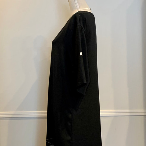 黒留袖(名入り作家物)＊着物リメイク＊フォーマルワンピース