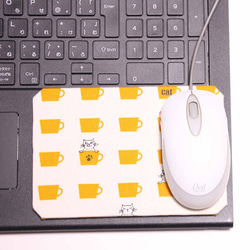 ノートPCの端っこで使うマウスパッド・カップネコ 3枚目の画像