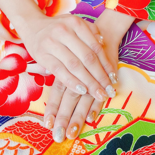 42 【サイズオーダー】 成人式 ネイルチップ 振袖 ぷっくりフラワーネイル