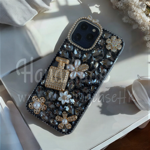 送料無料 ブリング ラインストーン ダイヤモンド 香水瓶 iPhone 16 全