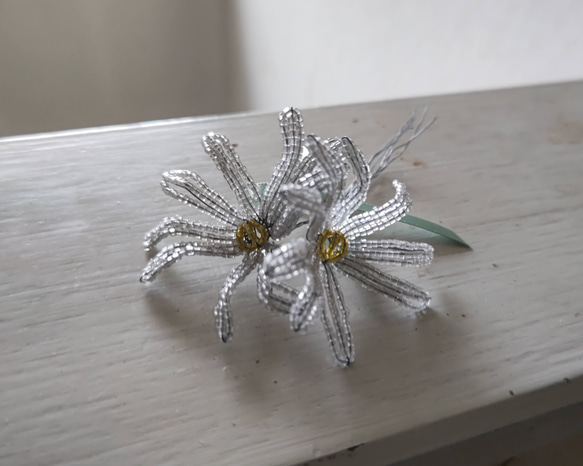 激安通販の 1900年代フランスアンティーク フレンチビーズフラワー 2本 工芸品