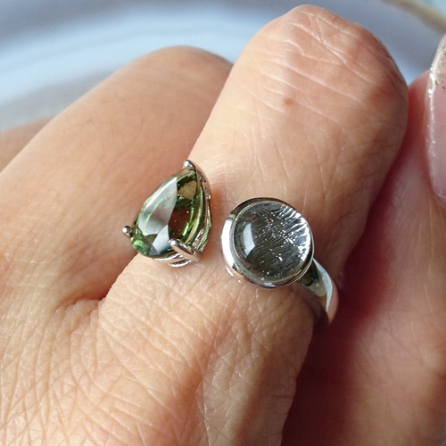 Sv.モルダバイト✨ギベオン✨リング 指輪・リング F* 通販 14718280