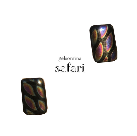 Sale サイケデリックなクロヒョウ♡ファー付き 2way ピアス チタン 両耳 safari サファリ 黒豹 2枚目の画像