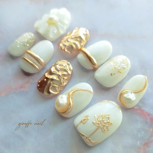 128 ネイルチップ ニュアンスネイル 秋ネイル ホワイトネイル 推し  