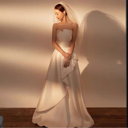 サテン チューブトップ シンプルソフトウエディングドレス ドレス  