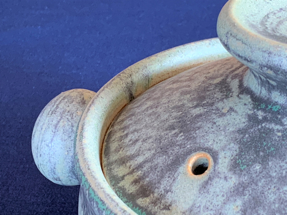青銅釉土鍋・丸(二人用)　6号　耐熱陶器 8枚目の画像