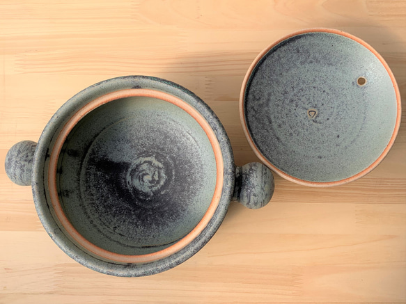 青銅釉土鍋・丸(二人用)　6号　耐熱陶器 3枚目の画像
