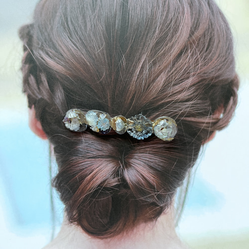 新作♡選べるドライフラワーのレジンヘアクリップ♡卒業式入学式発表会
