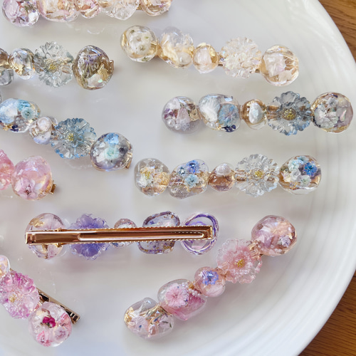 新作♡選べるドライフラワーのレジンヘアクリップ♡卒業式入学式発表会