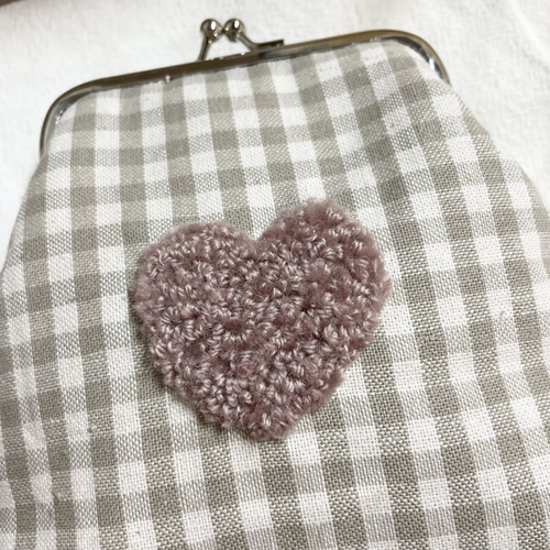 もこもこクマさんポーチ がま口 刺繍 ポーチ フリーステッチング