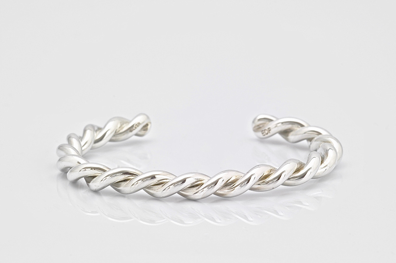 BG-003  TWIST ROUND LINE