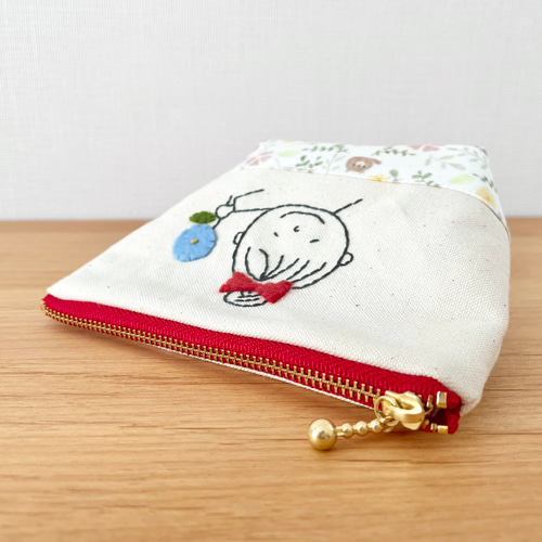 オリジナルキャラクター みーちゃんの手刺繍ミニポーチ ポーチ
