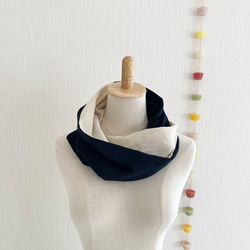 ♡日本製造♡優質雙層紗布製成的蓬鬆夢幻圍脖♡雙色（香草牛奶x黑色） 第2張的照片