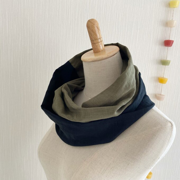 ♡日本製造♡優質雙層紗布製成的蓬鬆夢幻的圍脖♡雙色（卡其色x黑色） 第2張的照片