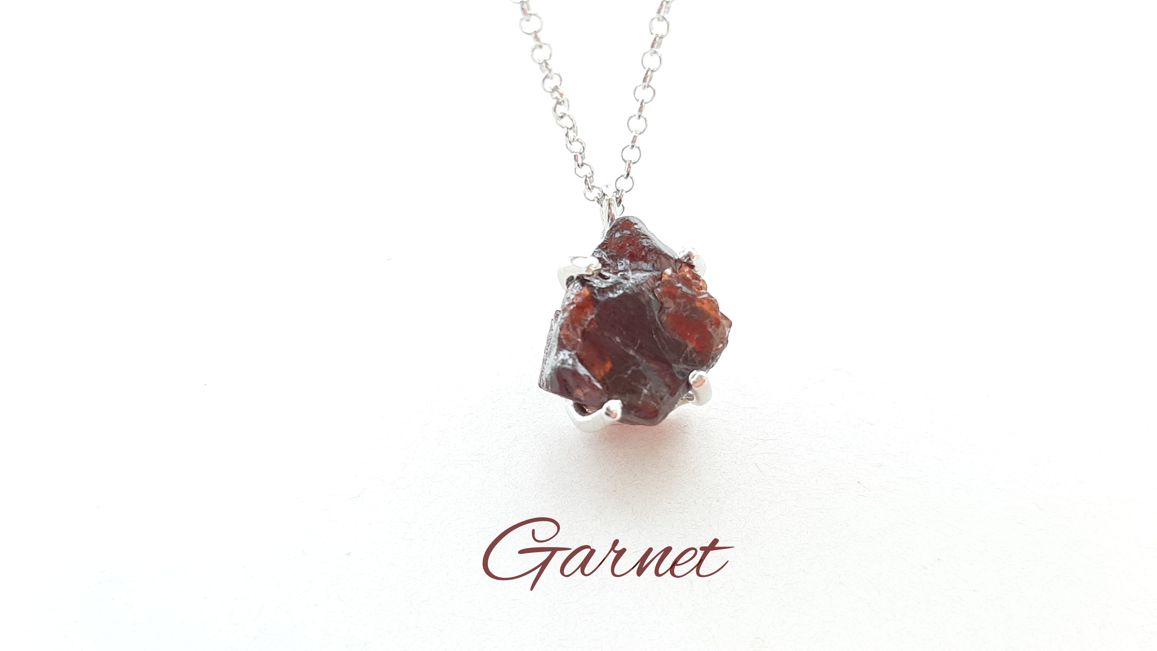『Garnet』世界でひとつ天然石ネックレスsv925+プラチナ仕上げ