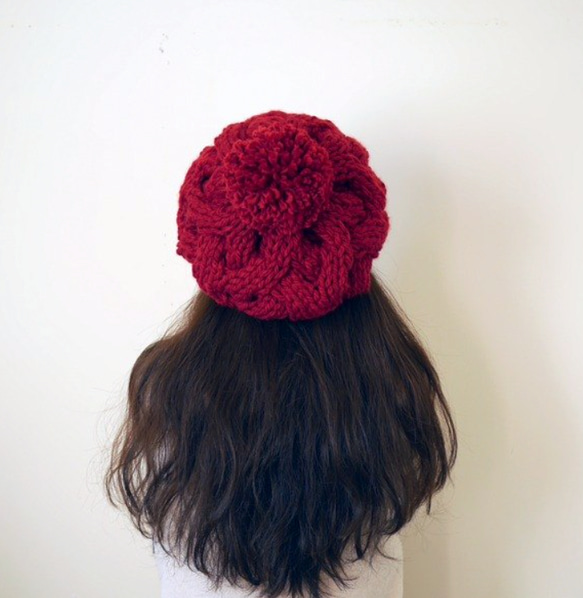 粗針麻花可拆毛球針織毛線貝蕾帽-經典紅 第4張的照片
