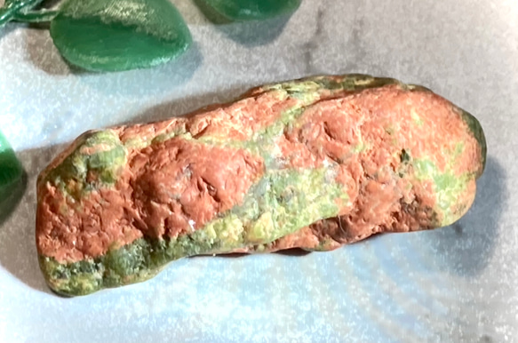 安らぎの石✿*:・　ユナカイト　ラフストーン　原石 2枚目の画像