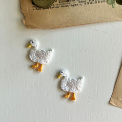 《森の仲間》アヒルさん/2枚セット・アイロンワッペン 1枚目の画像