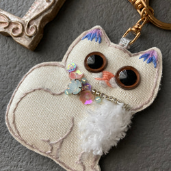 刺繍キーホルダー猫　バッグチャーム 3枚目の画像
