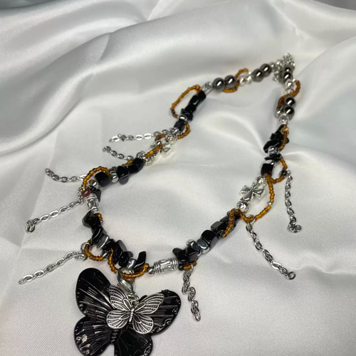 黒い蝶 自然石 瑪瑙 ビーズ チェーン ボヘミアン パンク